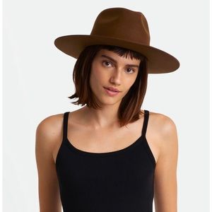 New with tags Brixton Cohen Cowboy Hat. Size M.